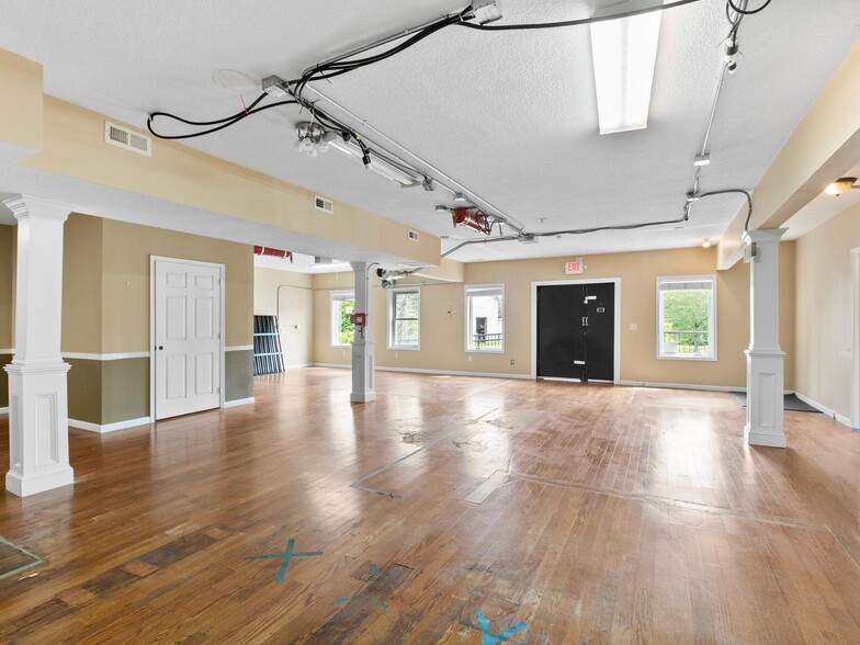 More Photos Of 2690 Hendersonville Rd, Fletcher Medical For Lease
