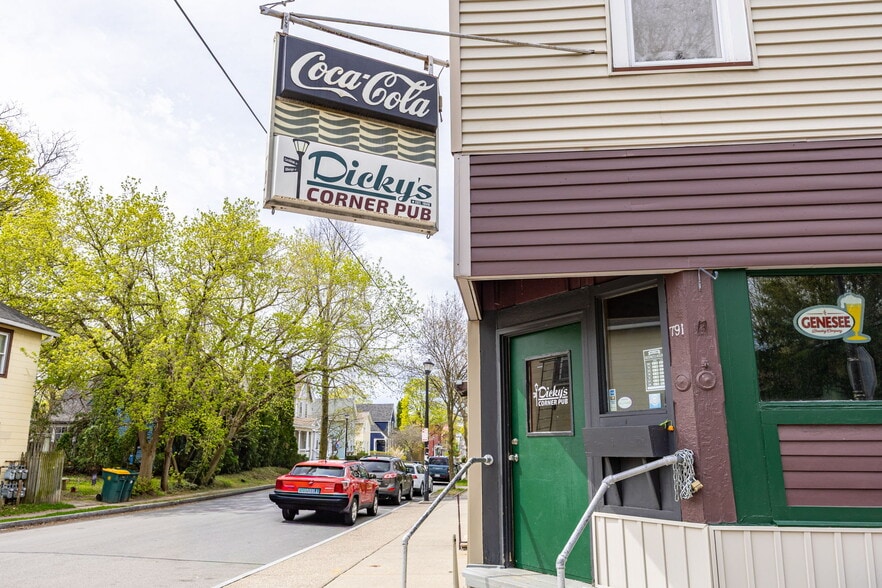 More Photos Of 789-791 Meigs St, Rochester Apartments For Sale