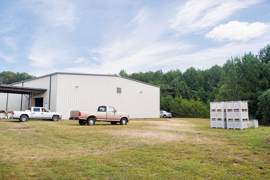 More Photos Of 63 Talona Spur Rd, Ellijay Freestanding For Sale