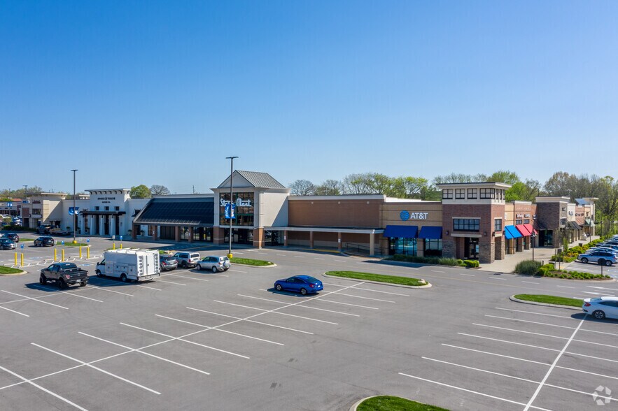 More Photos Of 330 Franklin Rd, Brentwood Unknown For Lease