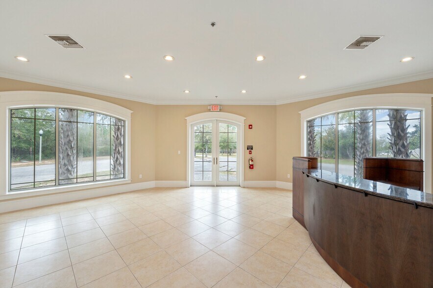 More Photos Of 3201 Heritage Plantation Blvd, Laurel Hill Office For Sale