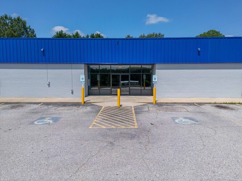 More Photos Of 155 S Grant St, Alto Freestanding For Sale