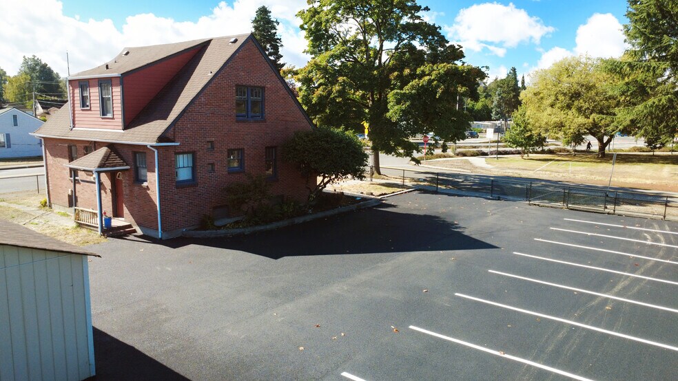 More Photos Of 422 3rd Ave S, Kent Office For Lease