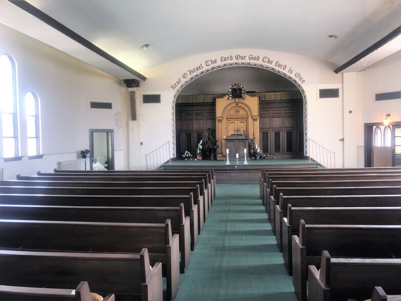 More Photos Of 329 E Moody Ave, New Castle Religious Facility For Sale