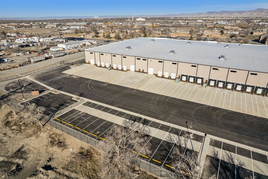 More Photos Of 2825 Riverside Pky, Grand Junction Warehouse For Lease
