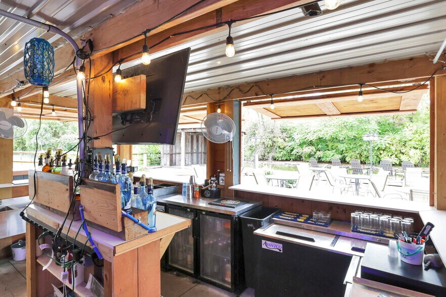 More Photos Of 14675 Zion Rd, Thornville Restaurant For Sale