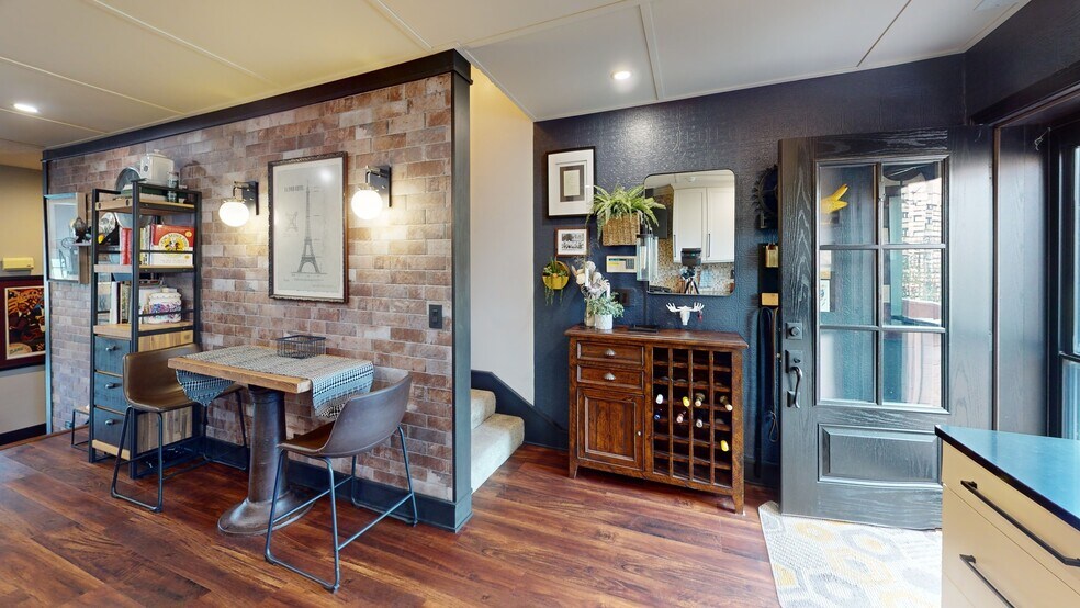 More Photos Of 816 Main St, Lafayette Storefront Retail Residential For Sale