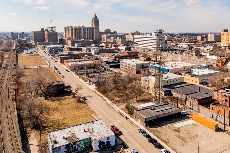 Primary Photo Of 289 Baltimore ave, Detroit Land For Sale