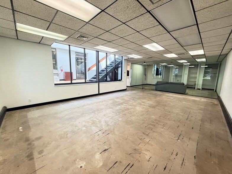 More Photos Of 2814 Syene Rd, Madison Light Distribution For Lease