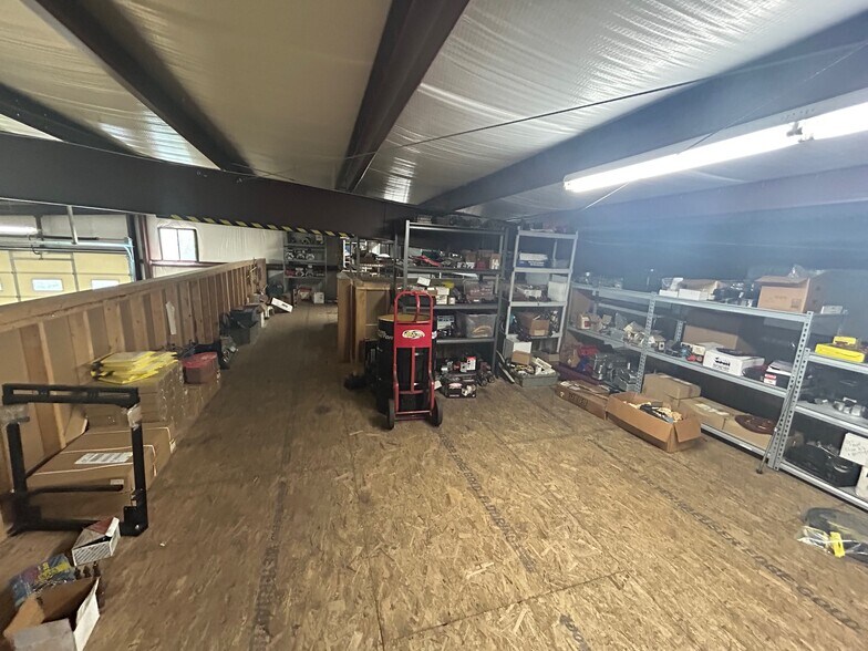More Photos Of 13002 Indiana 60, Memphis Warehouse For Sale