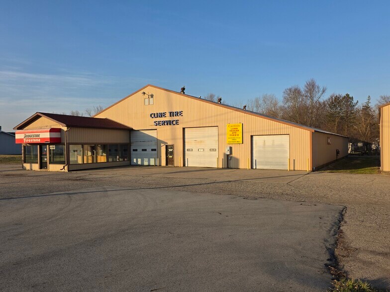 More Photos Of 1223 A N Cedar Rd, Mason Auto Repair For Sale