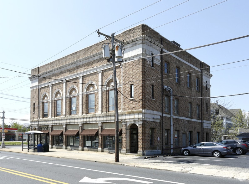 More Photos Of 168 Main St, Manasquan Storefront Retail Office For Sale