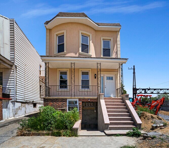 Primary Photo Of 1604 Van Buren St, Bronx Multifamily For Sale
