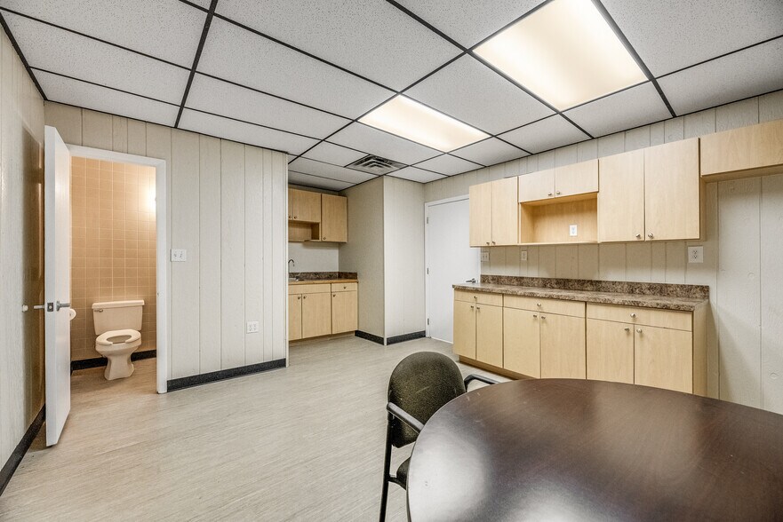 More Photos Of 255 Fortenberry Rd, Merritt Island Medical For Sale