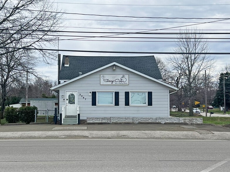 Primary Photo Of 3567 W 26th St, Erie Freestanding For Sale