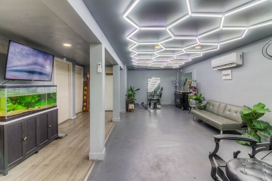 More Photos Of 4813 Tieton Dr, Yakima Storefront Retail Office For Sale