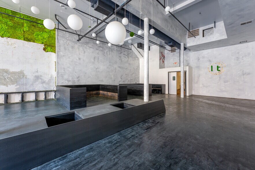 More Photos Of 825-831 5th Ave, San Diego Storefront Retail Residential For Lease