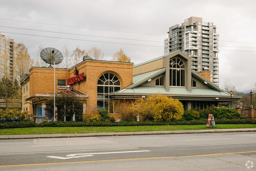 More Photos Of 3224 St Johns St, Port Moody Restaurant For Lease