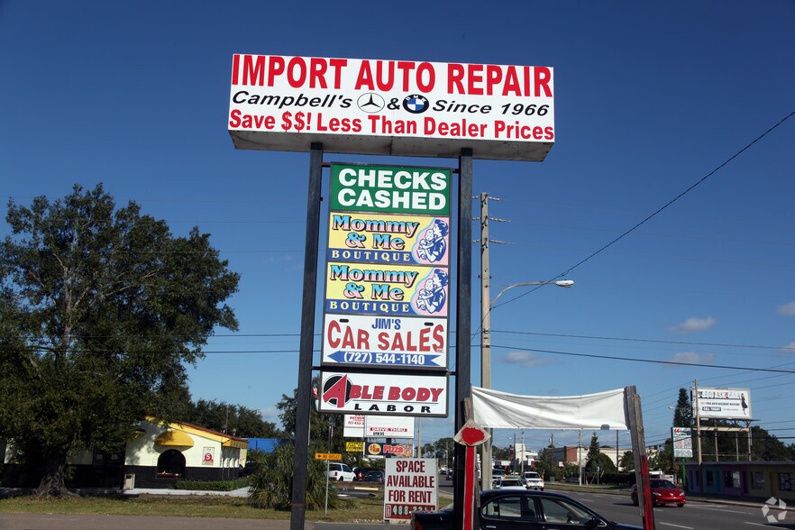 More Photos Of 5580 66th St N, Saint Petersburg Auto Repair For Lease