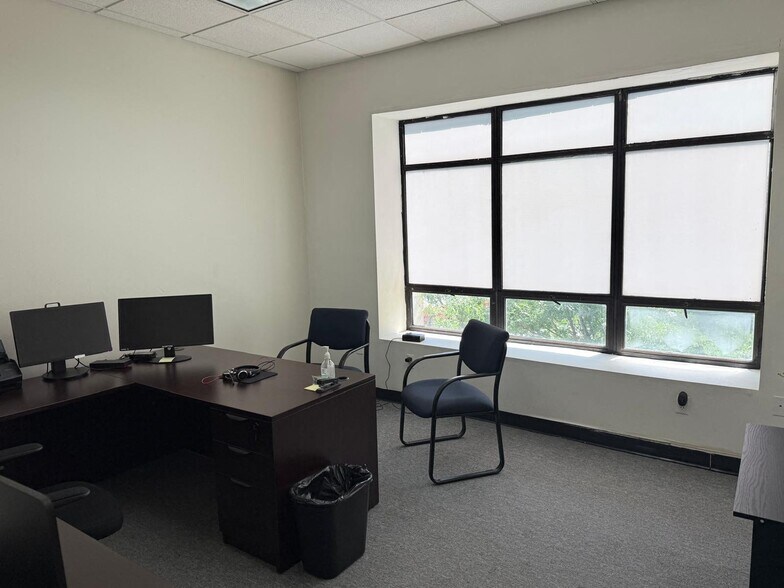 More Photos Of 100 Jefferson Ave, Elizabeth Office For Lease