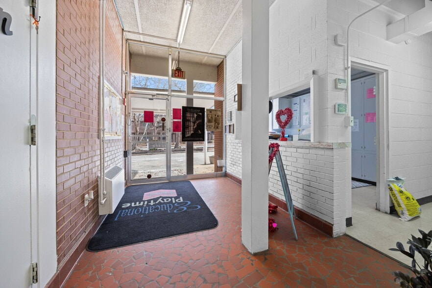 More Photos Of 2300 Spring Garden St, Greensboro Daycare Center For Sale