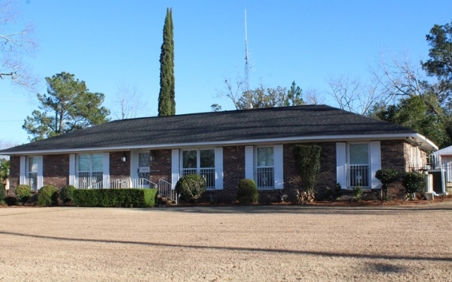 Primary Photo Of 2002 Hilltop Dr, Dothan Office For Sale