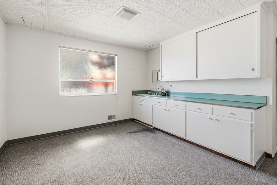 More Photos Of 3021 Telegraph Ave, Berkeley Medical For Sale