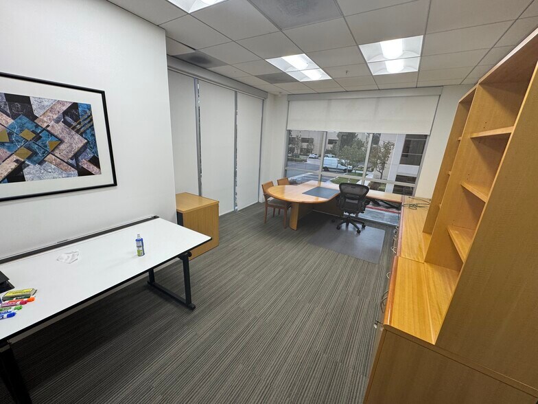 More Photos Of 59 Peters Canyon Rd, Irvine Research And Development For Sale