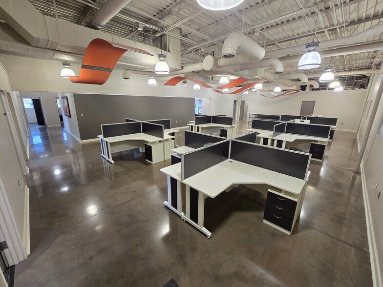 More Photos Of 5486 Airline Dr, Bossier City Office For Sale