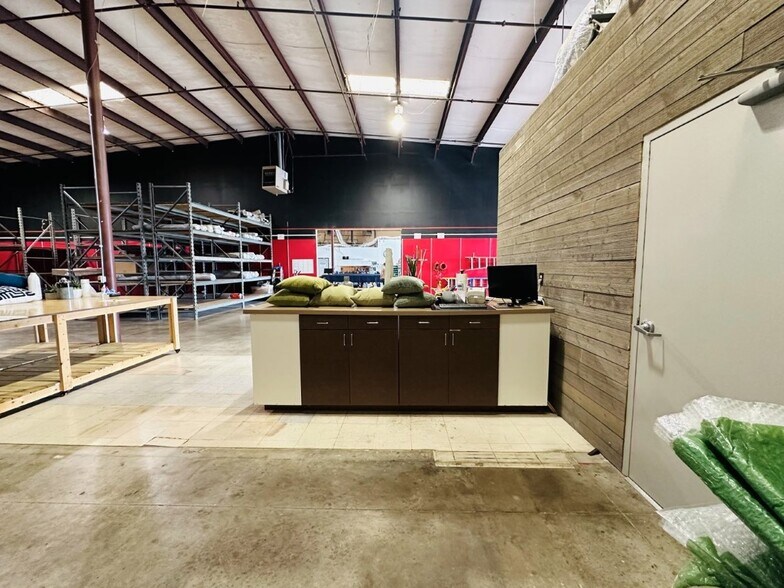 More Photos Of 1121 Sturgeon Ct, Arlington Unknown For Lease