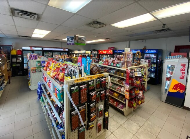 More Photos Of 134 Hwy-60, Huntsville Service Station For Sale