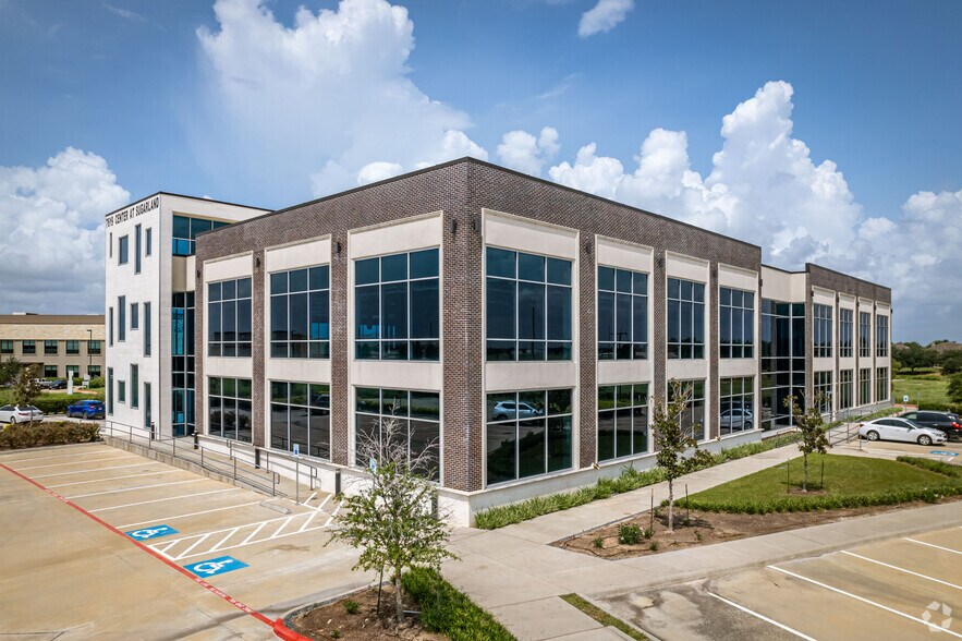 More Photos Of 7619 Branford Pl, Sugar Land Medical For Lease