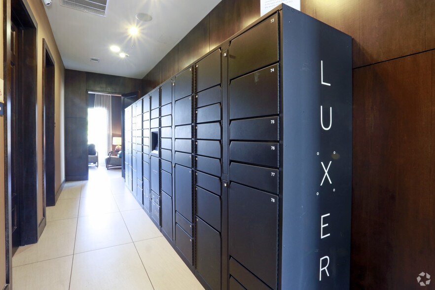 More Photos Of 380 Vista Court Dr, Plano Apartments For Lease