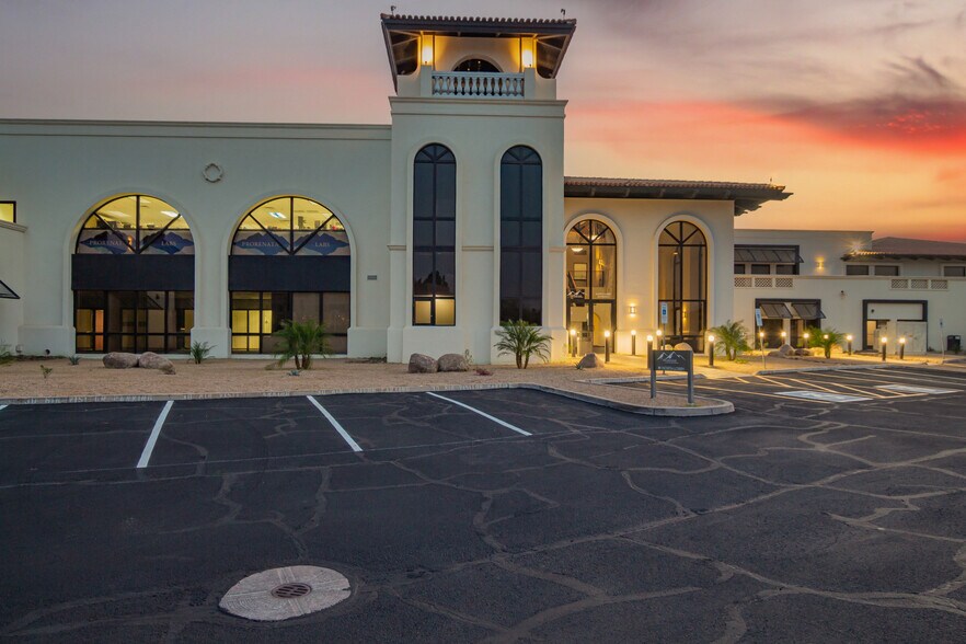 More Photos Of 8222 S 48th St, Phoenix Medical For Lease