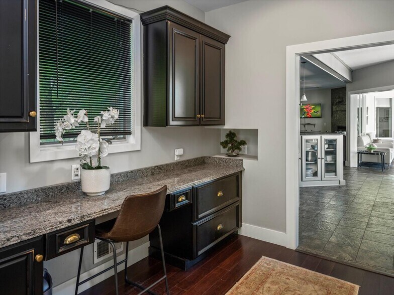 More Photos Of 3533 PA 2012, Union Dale Specialty For Sale