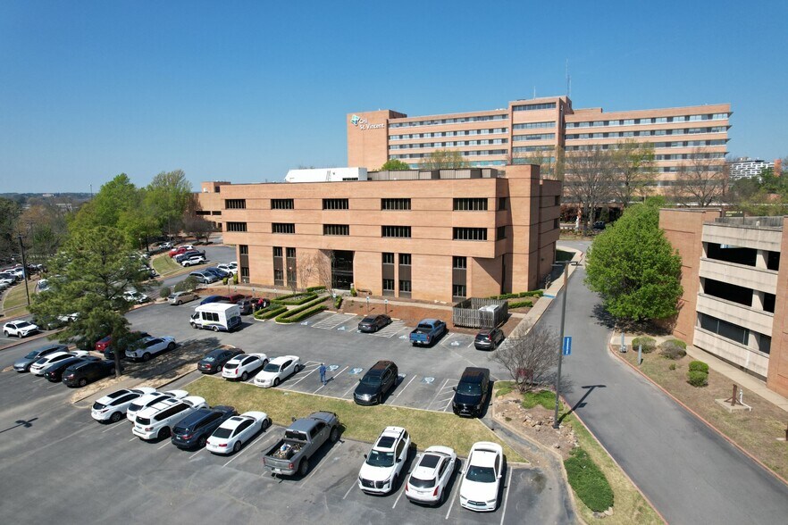 More Photos Of 1 St. Vincent Cir, Little Rock Medical For Lease