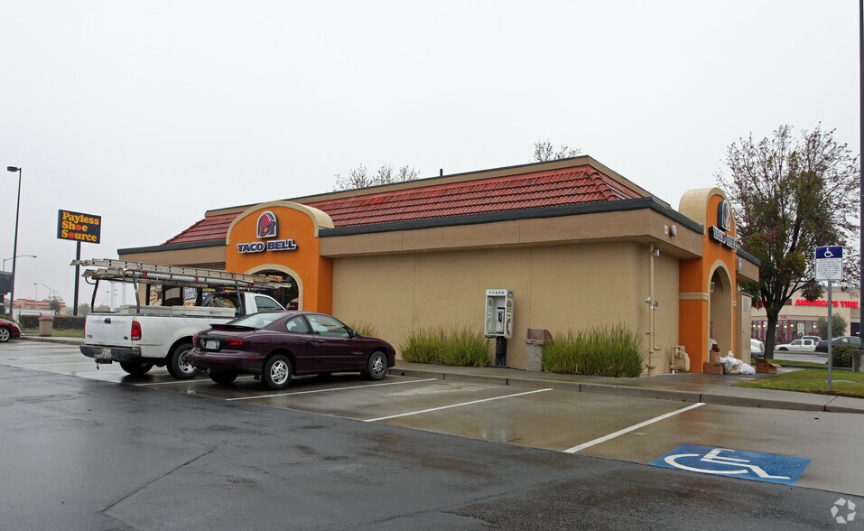 3702 E Hammer Ln, Stockton, CA 95212 For Lease