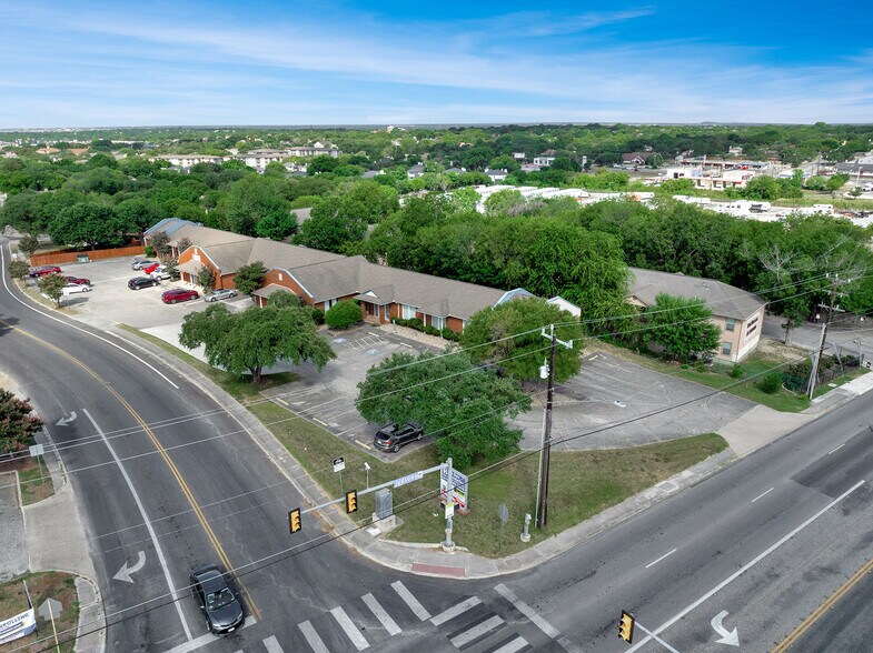 More Photos Of 6029 Fountainwood St, San Antonio Office For Lease