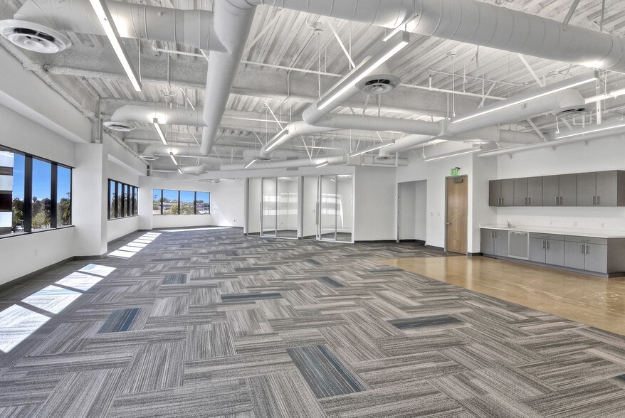 More Photos Of 1230 Rosecrans Ave, Manhattan Beach Office For Lease