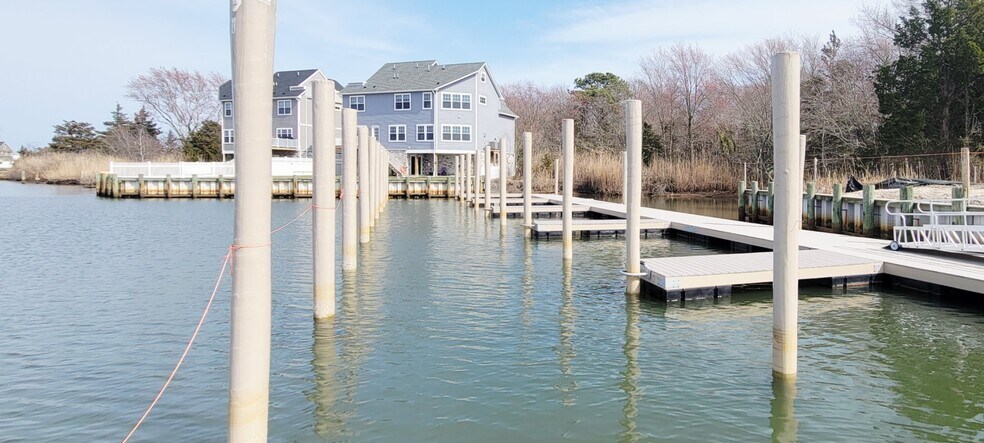 More Photos Of 41 Pennsylvania Ave, Waretown Marina For Sale