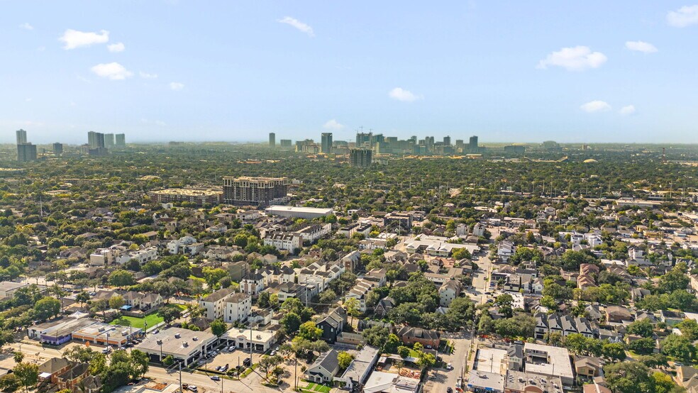 More Photos Of 1901 W Alabama St, Houston Freestanding For Sale