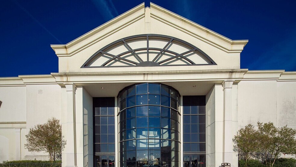 Primary Photo Of 197 Westbank Expy, Gretna Unknown For Lease