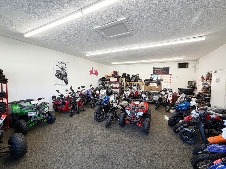 More Photos Of 4036 San Pablo Dam Rd, El Sobrante Freestanding For Lease