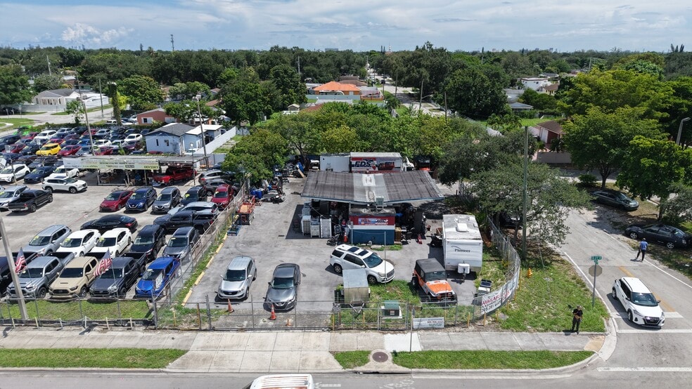 More Photos Of 9301 NW 27th Ave, Miami Auto Dealership For Sale