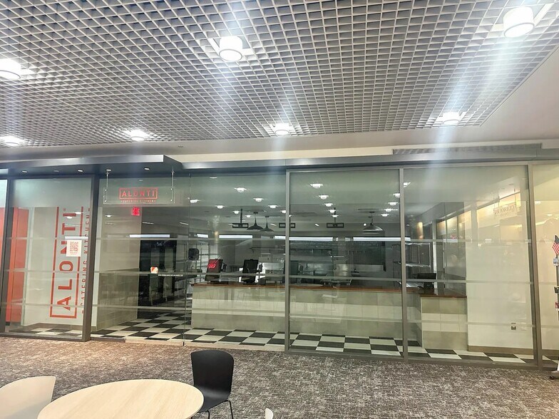 More Photos Of 1111 Louisiana St, Houston Office For Lease