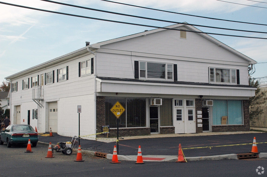 Primary Photo Of 606 Route 88, Point Pleasant Boro General Retail For Lease