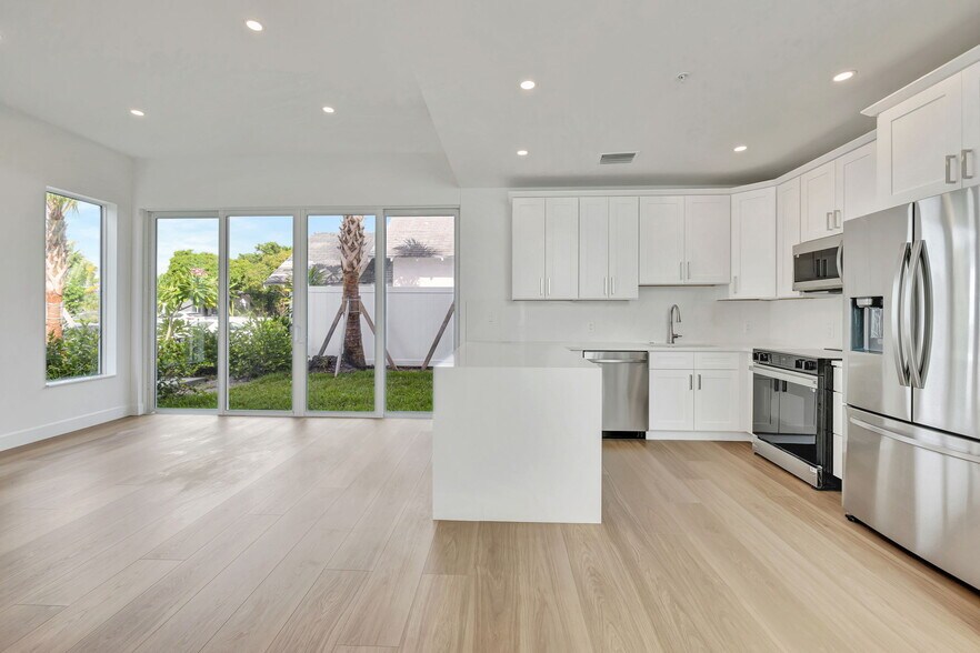 More Photos Of 312 12th Ave N, Lake Worth Beach Land For Sale