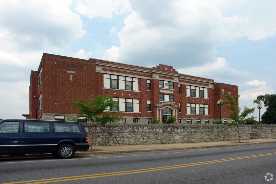 More Photos Of 920 W Washington St, Hagerstown Office For Sale