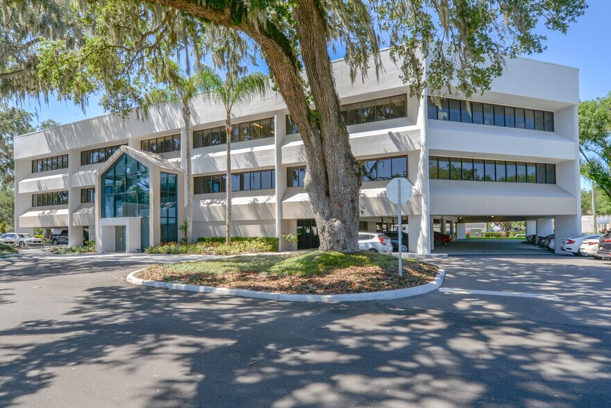 More Photos Of 510 Vonderburg Dr, Brandon Medical For Lease