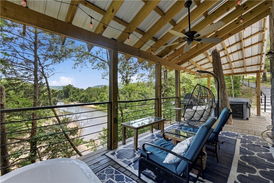 More Photos Of 394 Madison 1555, Eureka Springs Specialty For Sale